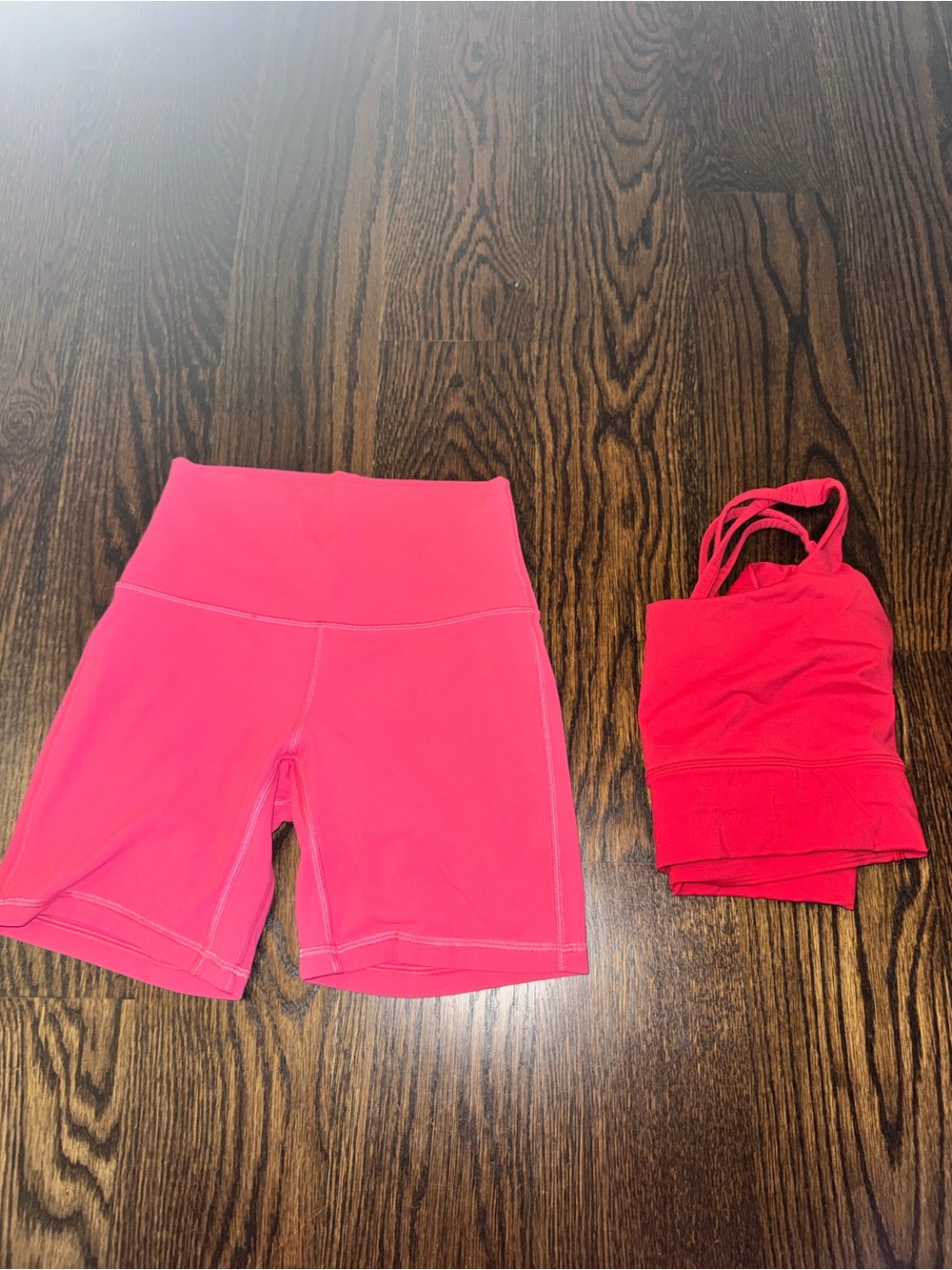 lululemon athletica Women's Hot Pink Bike Shorts - Picture 5 of 6